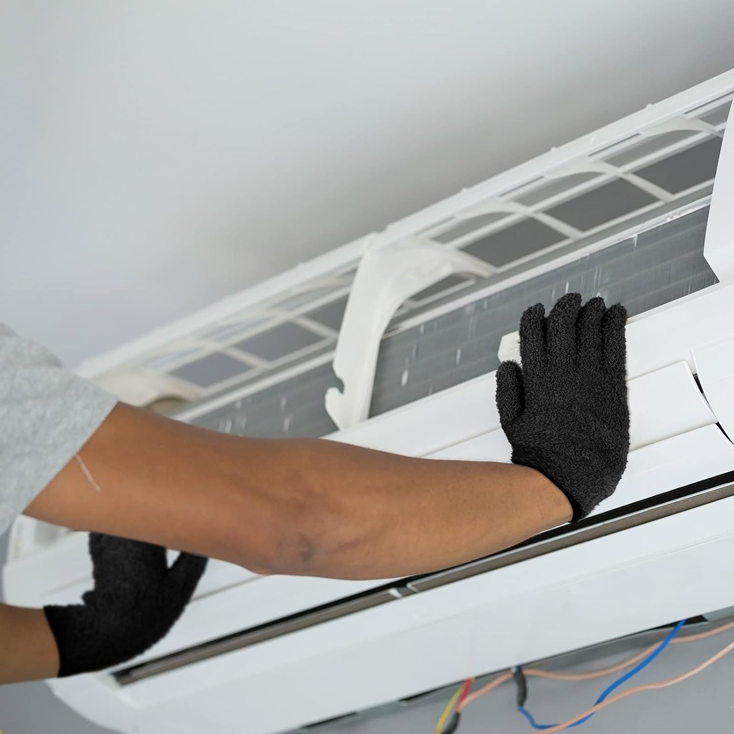 Bencailor 4 Pairs Microfiber Dusting Gloves Washable Reusable Cleaning Gloves Mittens for Plants House Cleaning Car Blinds