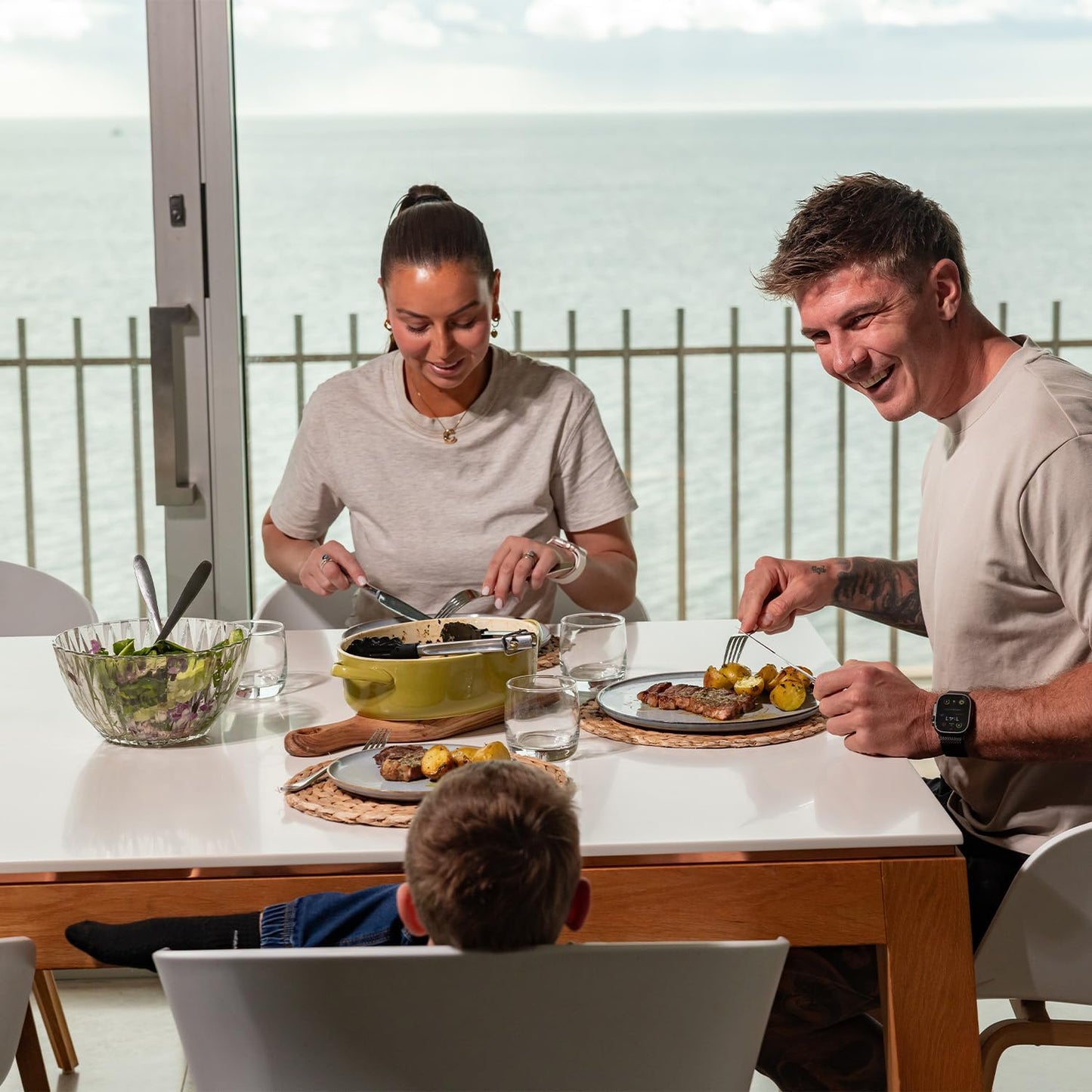 TrendPlain 16oz/470ml Blue Glass Olive Oil Sprayer for Cooking - 2 in 1 Olive Oil Dispenser for Kitchen Gadgets, Air Fryer, Salad, and BBQ - White & Green