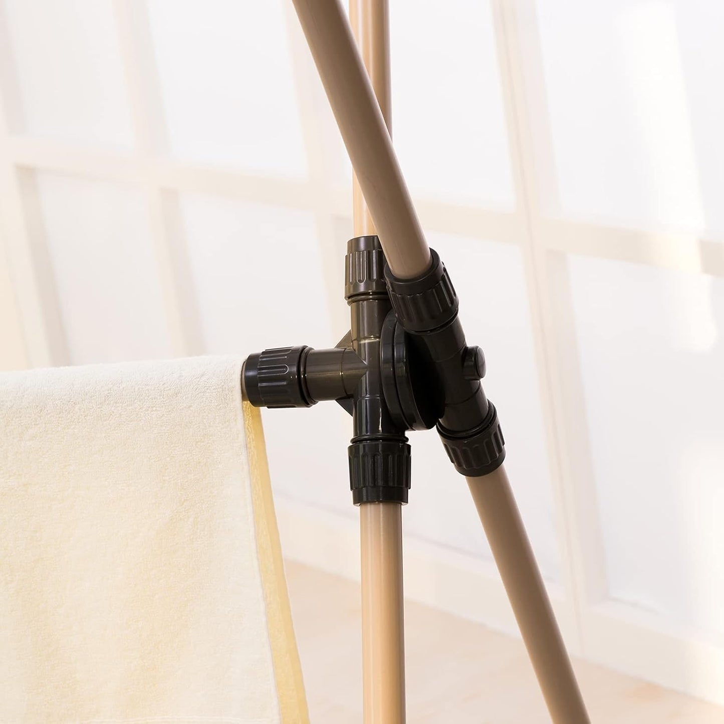 Clothes Drying Rack, Adjustable and Foldable Laundry Rack, Space Saving Hanger Rack, Retractable 47-79 Inch Clothes Rack Heavy Duty Garment Rack for Indoor/Outdoor