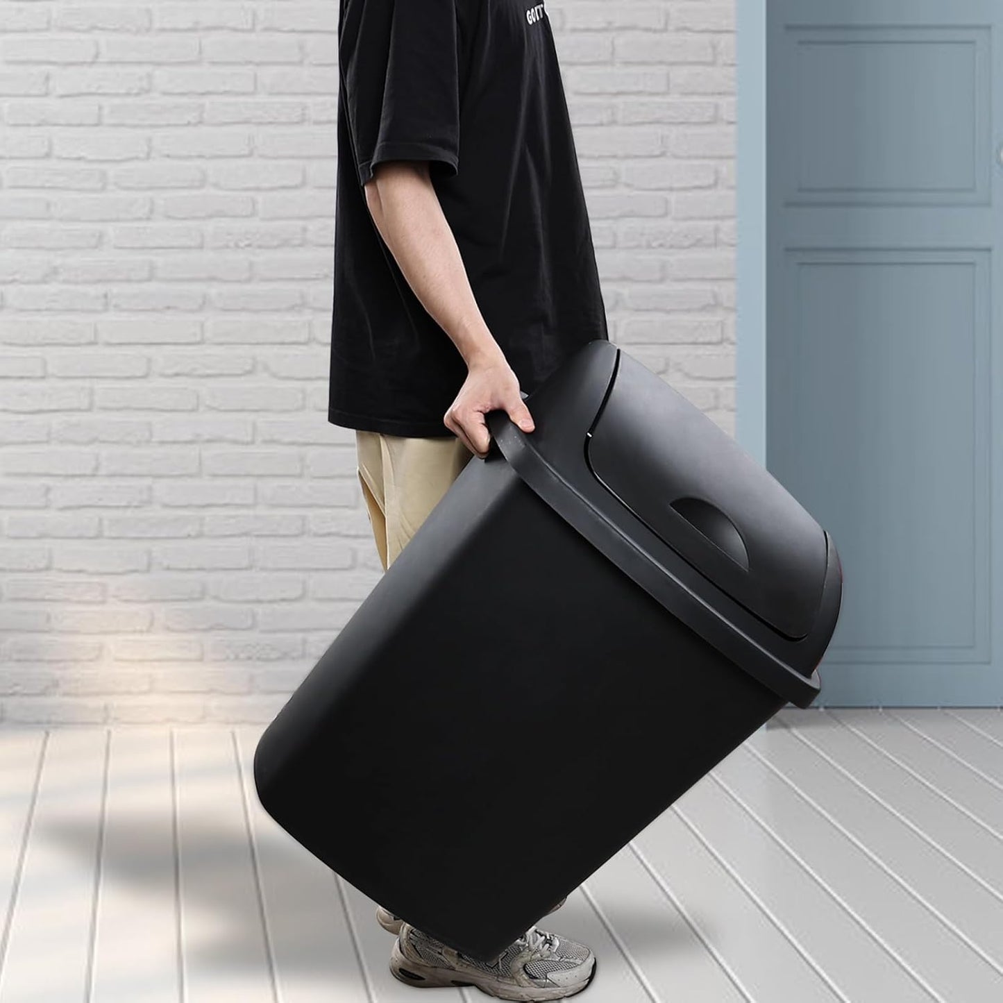 19 Gallon Kitchen Waste Bin, Large Plastic Trash Can, Black, Holds 70 Liters