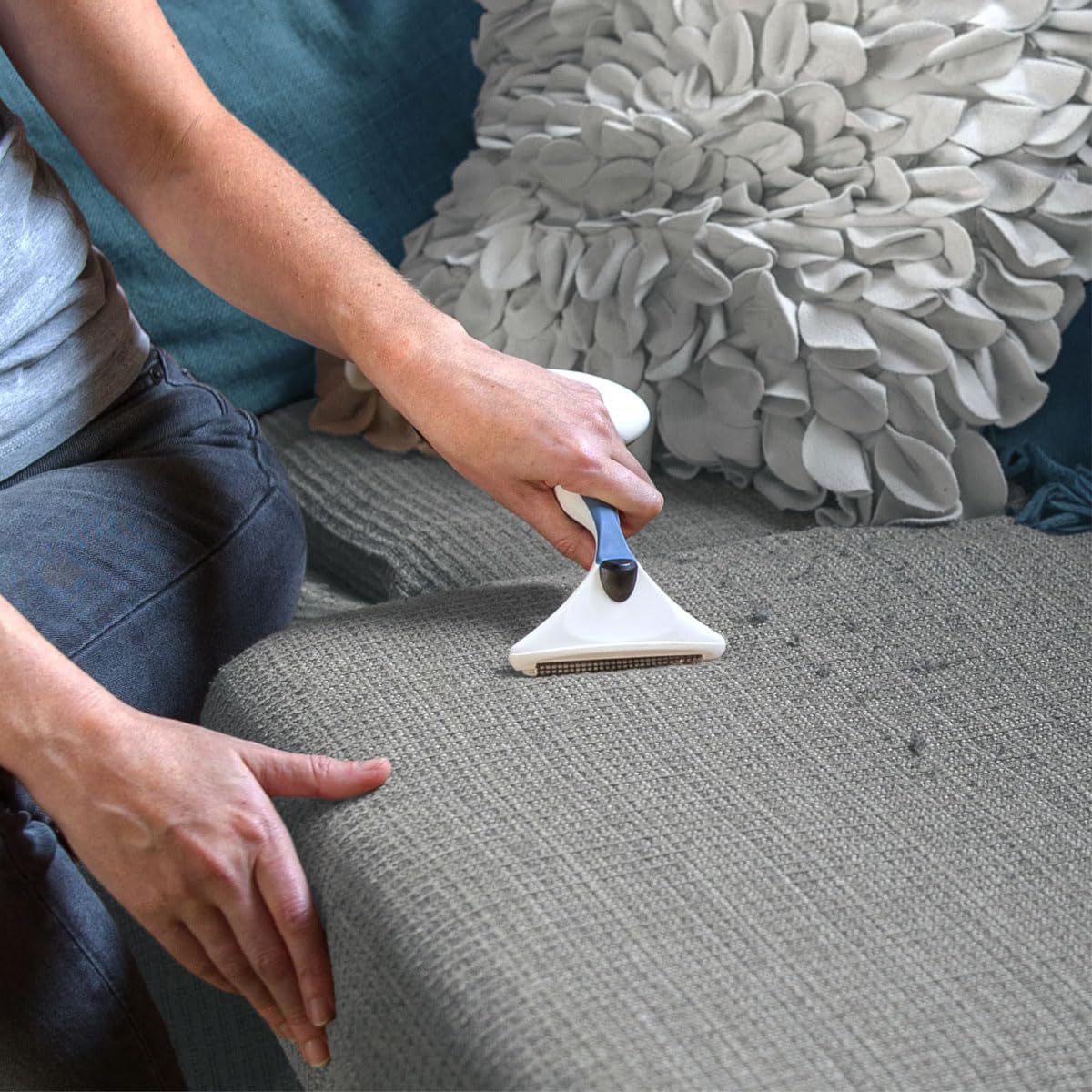 GLEENER Battery-Free 4-in-1 Fabric Shaver & Lint Brush | Ultimate Fuzz Remover | Adjustable Depiller Lint Remover for Clothing & Furniture (Slate Blue)