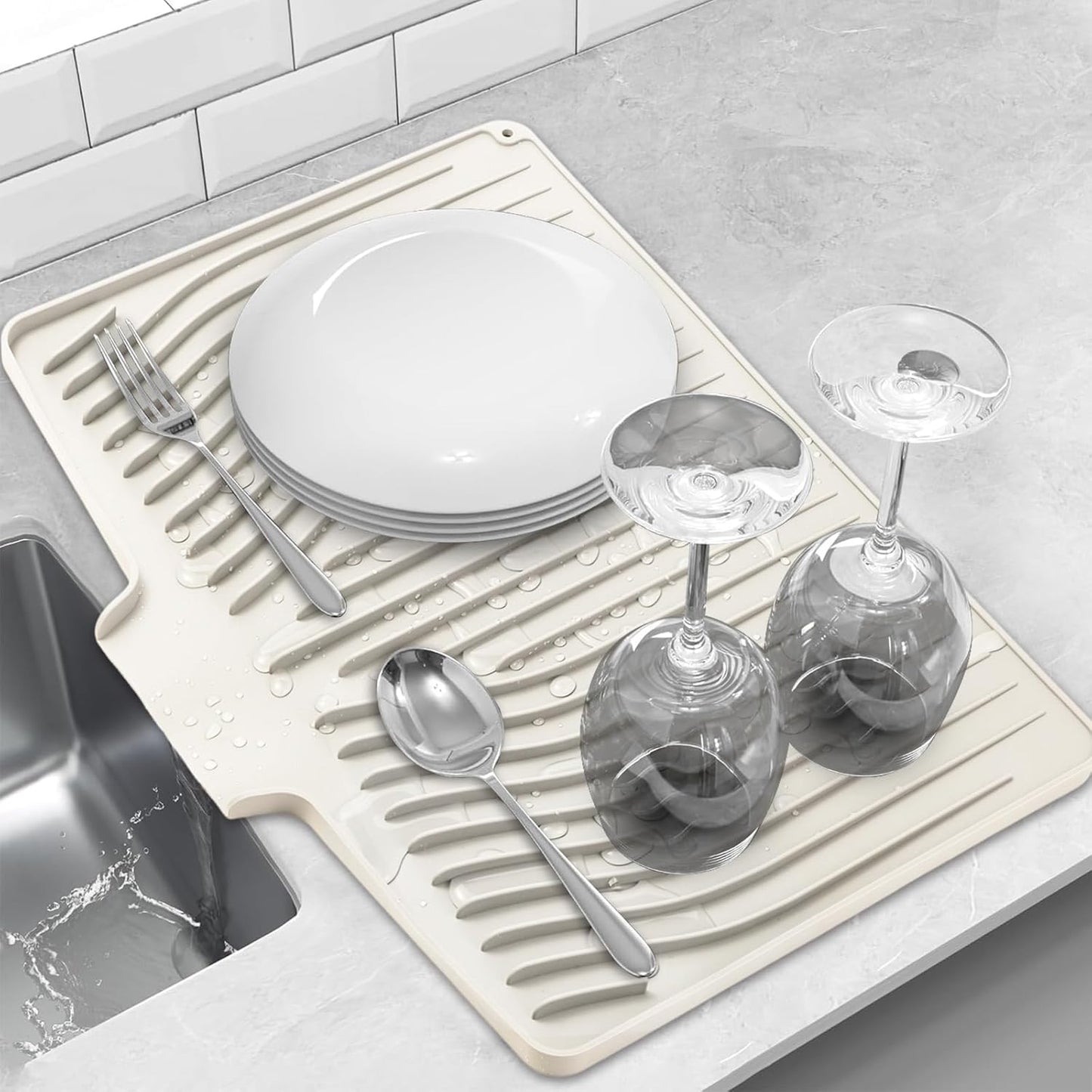 Silicone Dish Drying Mat for Kitchen Counter, Dish Drainer Mat, Non-Slip Drying Pad with Built-in Drain, Kitchen Drying Matt For Counter(18.9" x 11.8", Cream)