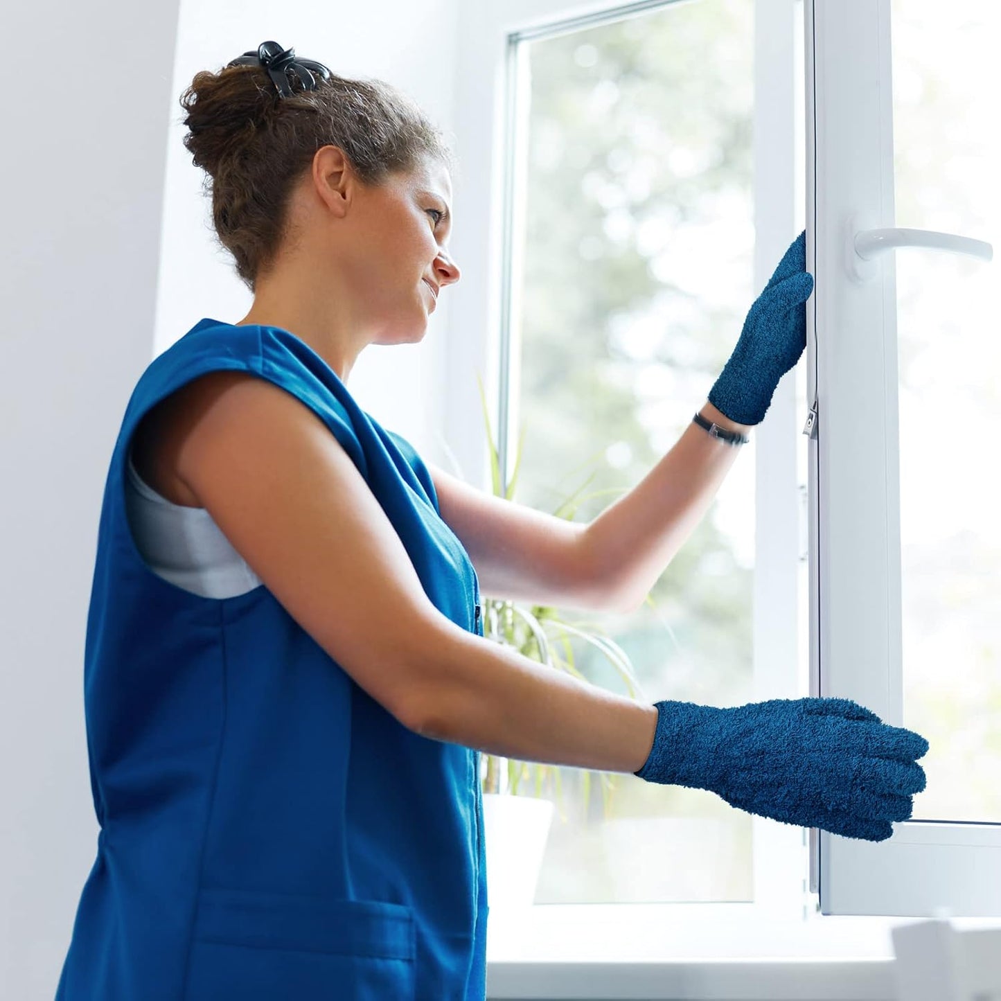 Patelai 3 Pairs Microfiber Plant Dusting Gloves Leaf Cleaning Gloves for Indoor Plants, Blinds, Furniture, House(Medium,Black, Navy, Yellow)