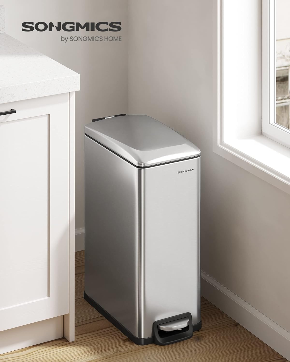 SONGMICS Slim Trash Can, 13-Gallon (50 L) Garbage Can for Narrow Spaces with Soft-Close Lid, Inner Bucket, and Step-on Pedal, Stainless Steel, 15 Trash Bags Included, Silver ULTB510E48