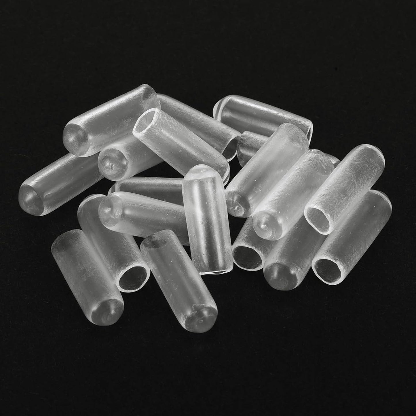 uxcell 20pcs Rubber End Caps Protective Caps 3.5mm(1/8 Inch) ID Vinyl PVC Round Tube Bolt Cap Cover Screw Thread Protectors, Clear