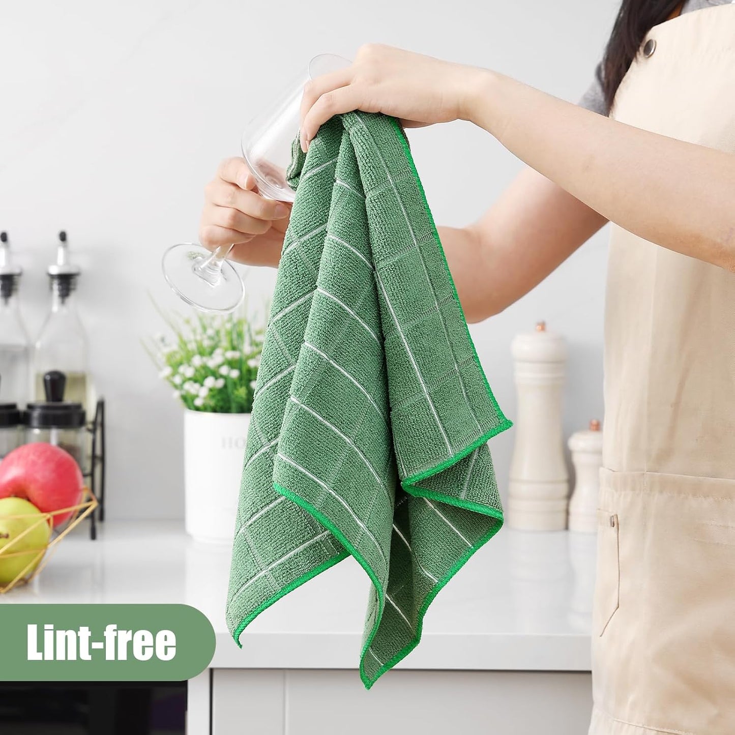 Homaxy Microfiber Kitchen Towels and Dishcloths Set, 16 Pack Soft and Absorbent Dish Hand Towels Bulk, 28 x 16 Inch & 12 x 12 Inch Quick Drying Rags for Washing Dishes, Grass Green